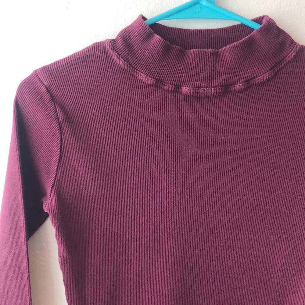 Maroon Turtle Neck